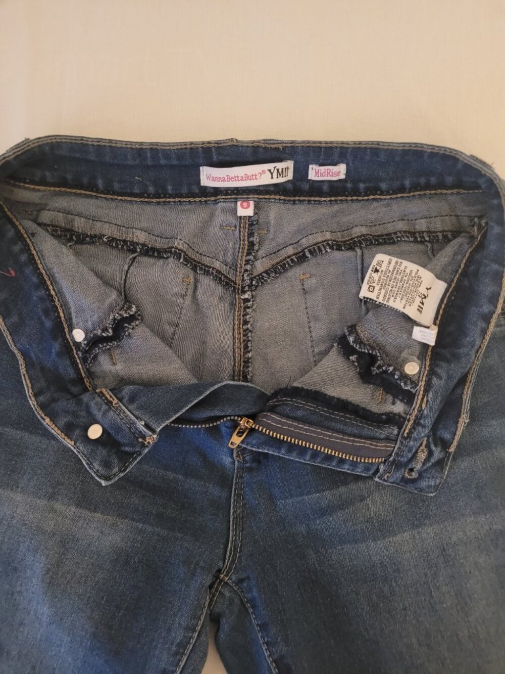 Blue Jeans YMI Size 9 Midrise Skinny - Picture 7 of 16